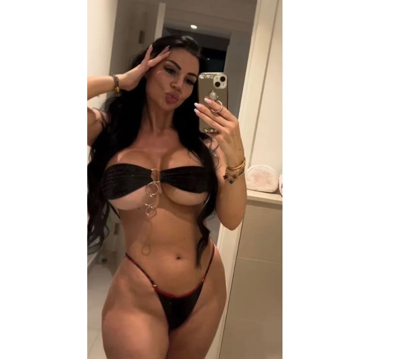 Escorts London Gatwick Airport Crawley - Photos for 🤍 GABRIELA 🔝 HIGH CLASS PARTY GIRL 🎊 OUTCALL