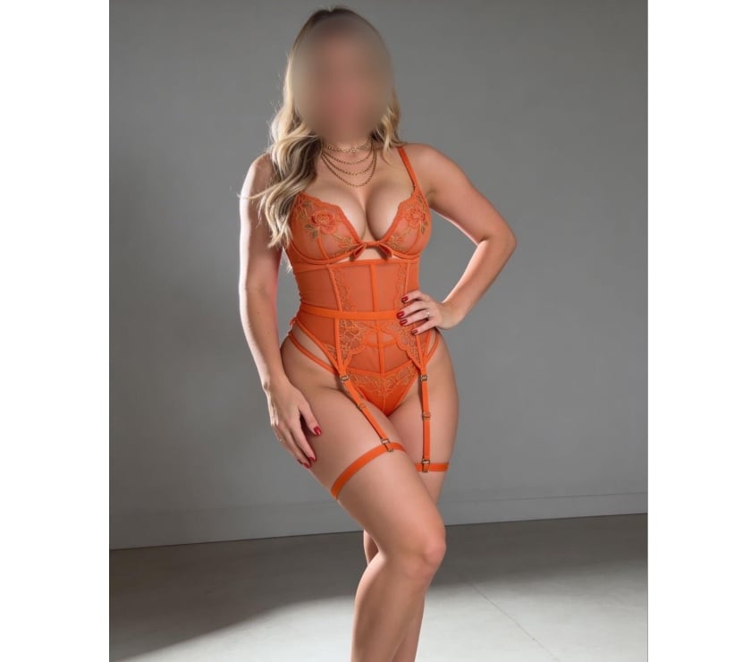 Escorts West Yorkshire Leeds - Photos for 🔥 English Busty Blonde – Leeds City Centre LS1