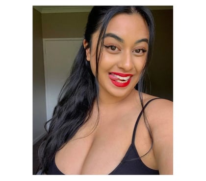 Escort Middlesbrough Town Centre Middlesbrough - Photos for INDIAN GIRL FOR PARTIES AND SERVICE AVAILABLE