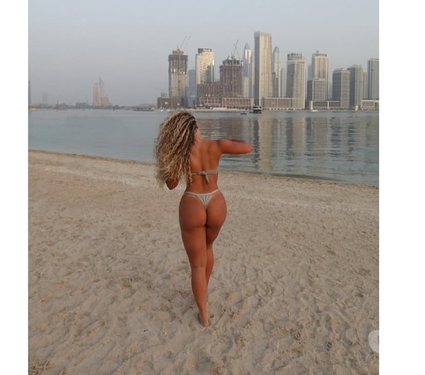 Escorts Surrey Runnymede - Photos for Tantric massage , Dip tissue with Laura