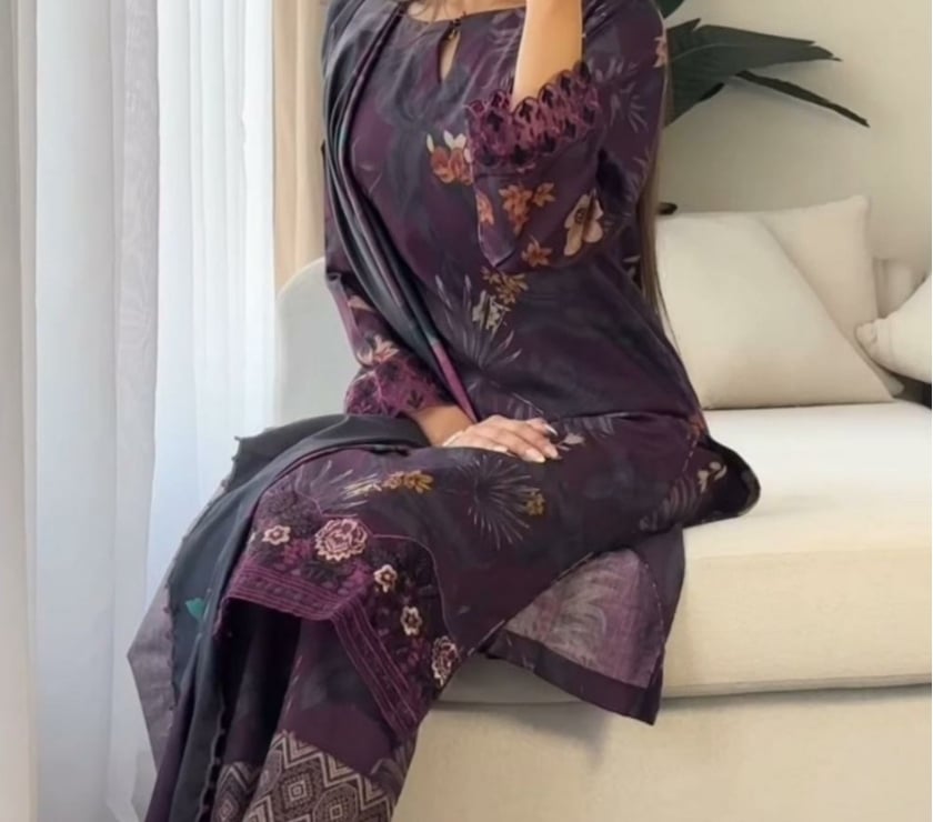 Escorts West Yorkshire Bradford - Photos for British Desi Nijaabi