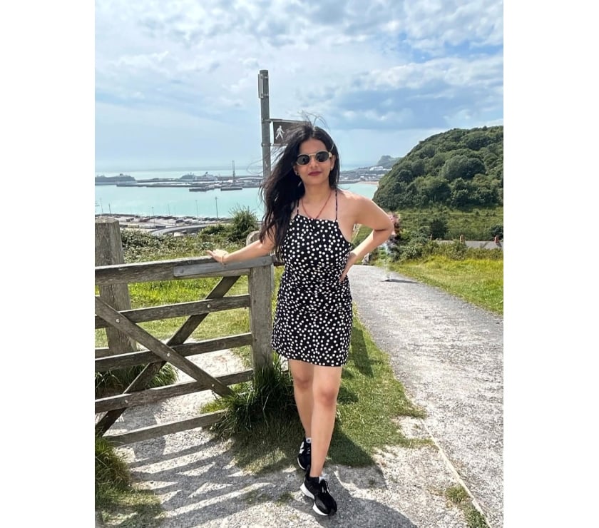 Escorts North West London Wembley Park - North West London - Photos for Indian girl available for escort service in Wembley