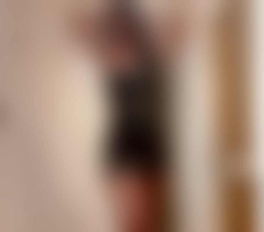 💋English Slim Leggy Escort Genuine & Discreet💋