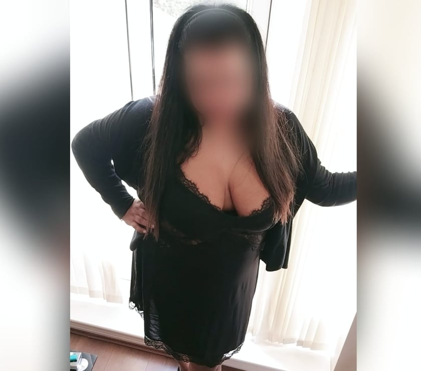 Escorts East London Barking Station - East London - Photos for SUZEE SOUTH INDIAN TAMIL CHUBBY GIRL NEW IN BARKING