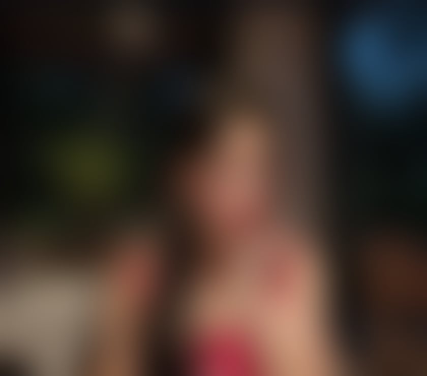 Escorts East London Redbridge - Photos for Warmhearted Indian Lady offering Companionship.