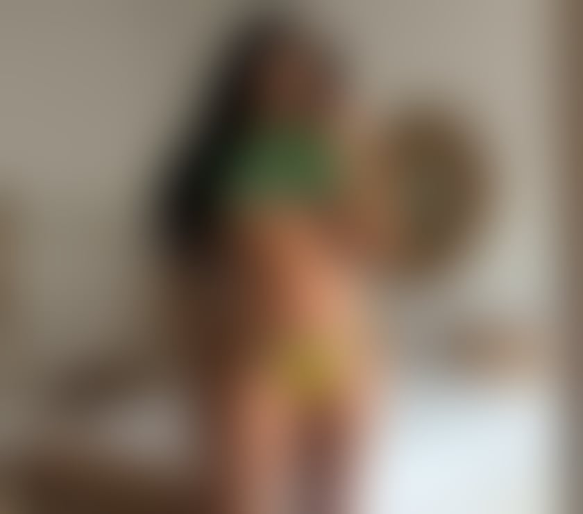 Escorts Cambridgeshire Cambridge - Photos for Larissa Party Girl🖤✨ Wet Kisses