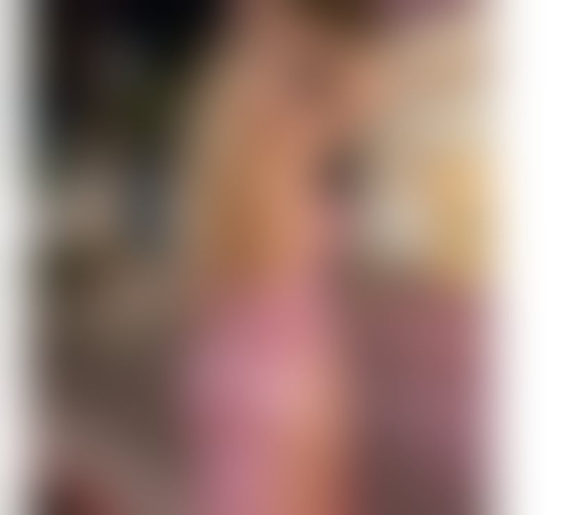 Escorts Woking Town Centre Woking - Photos for Here for 5 days