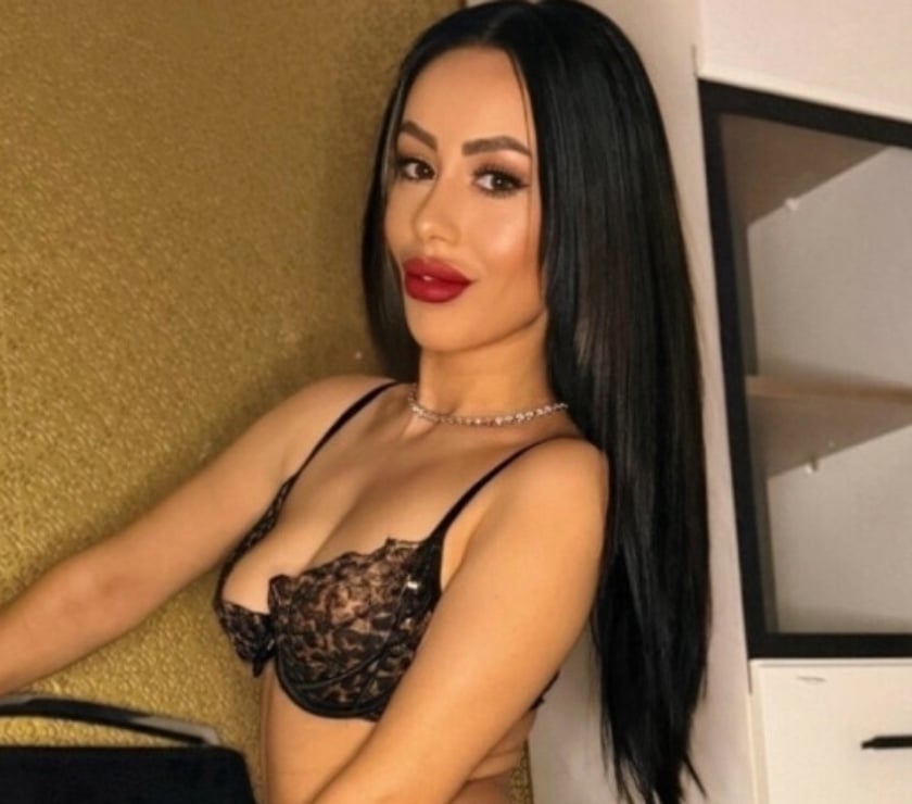 Escorts Hampshire Portsmouth - Photos for Sonia Incalls&Outcalls available now! Duo!