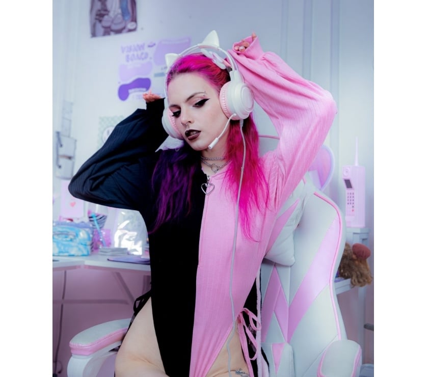 Escorts West Midlands Birmingham - Photos for SophiesTiddies - 12pm - 10pm - text & WhatsApp message only