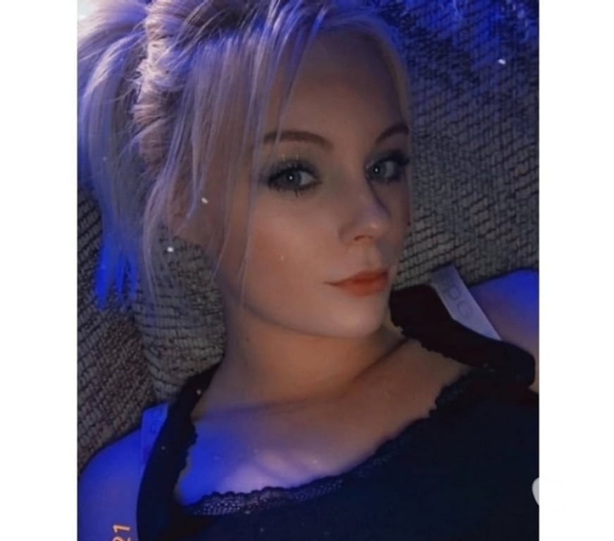 Escorts West Midlands Sandwell - Photos for Hi guys I’m Emma call me for service or text me 💋