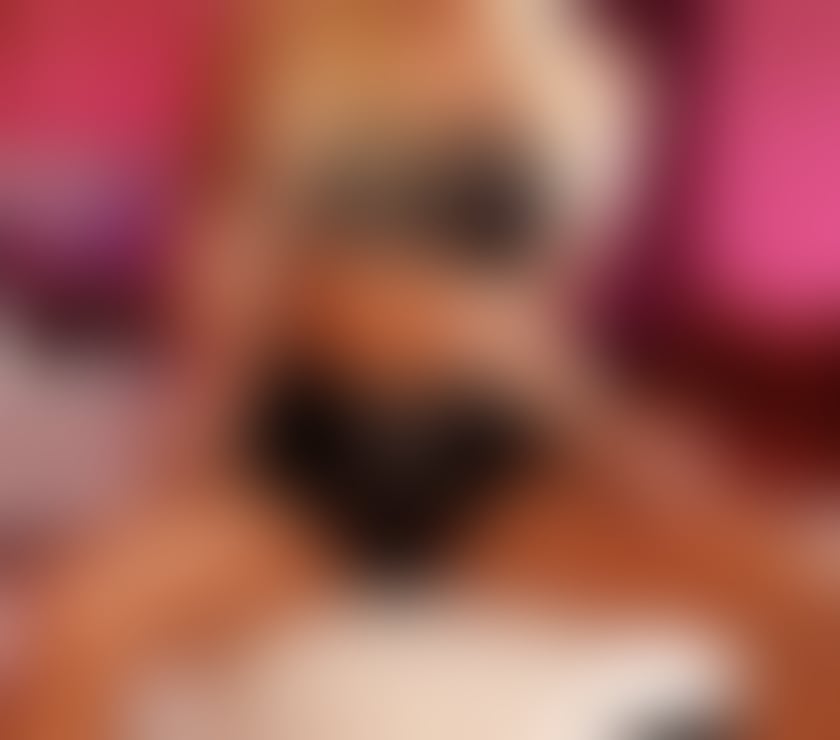 Escorts West Midlands Solihull - Photos for Sexy hot body 🔥 blonde Latino yasmyn 🔥 party 🥂