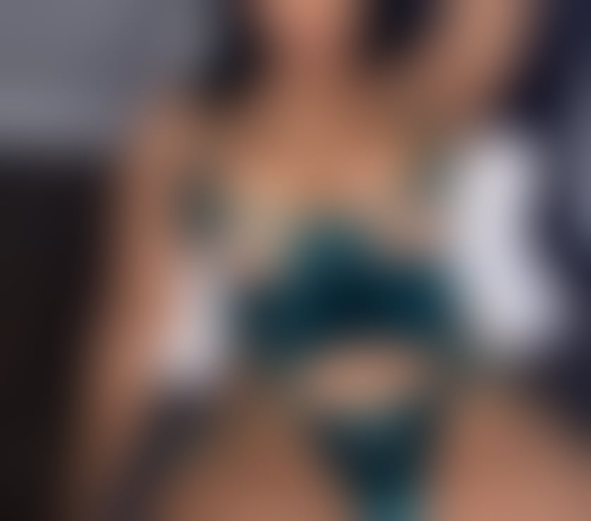 Escorts Barking and Dagenham Romford - Barking and Dagenham - Photos for Karol latina party girl