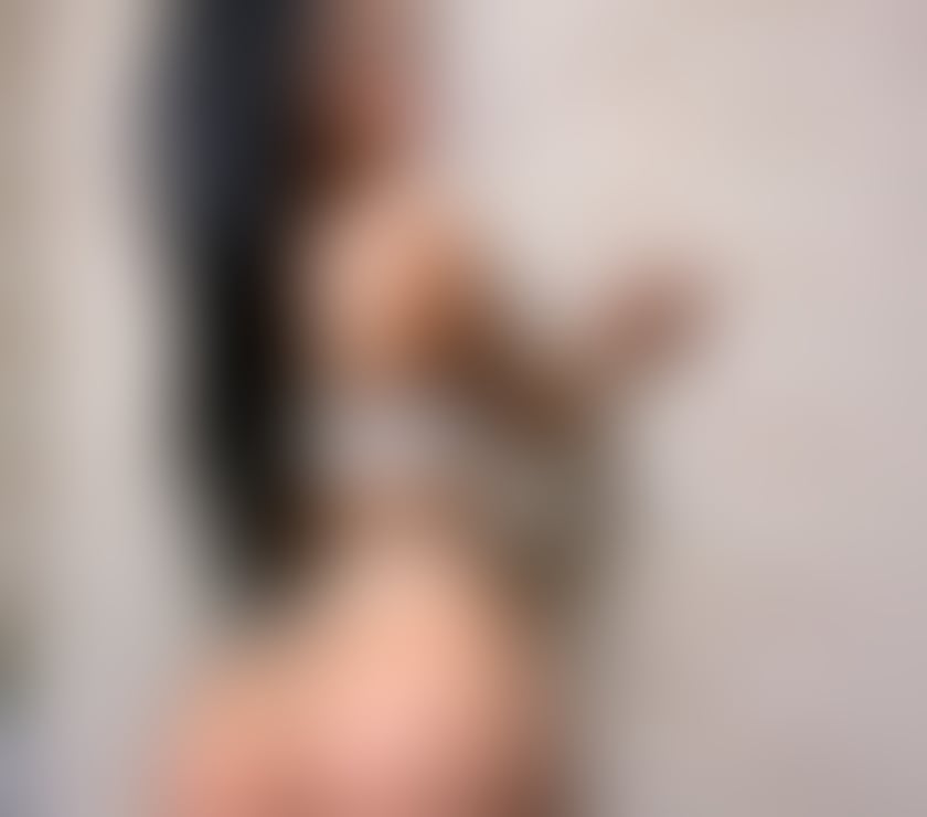 🥳New in town 💦Party girl 🎉