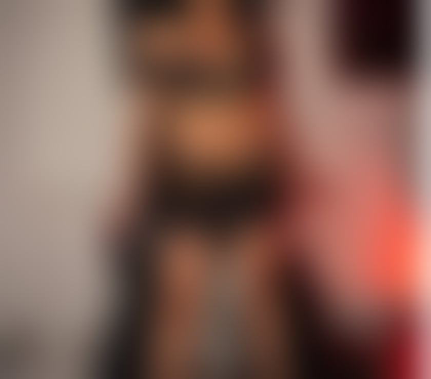 Escorts West London Acton - West London - Photos for Hot Blue-Haired Independent Brazilian Escort in London