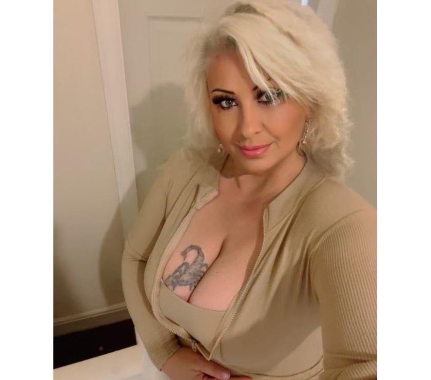 Escorts Barking and Dagenham Barking - Barking and Dagenham - Photos for AMANDA HORNY MILF 😍