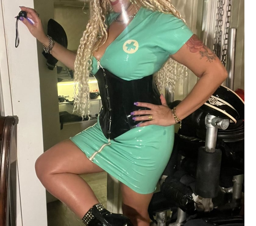 Escorts Lostwithiel Cornwall - Photos for Bella Rose Mistress