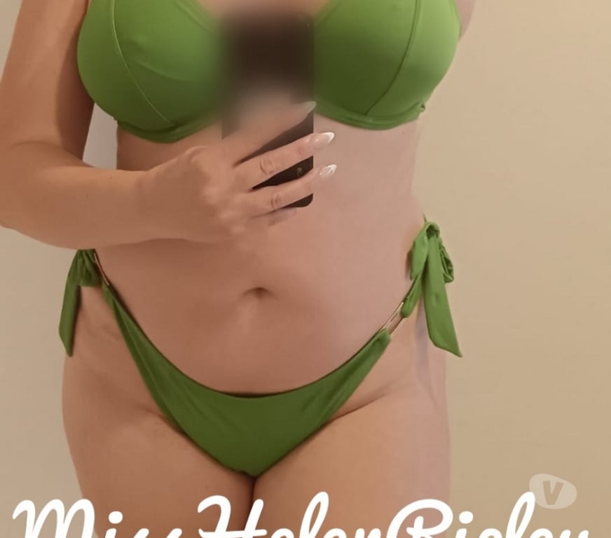 Escorts Buckinghamshire Milton Keynes - Photos for Happy English Miss Helen Ripley