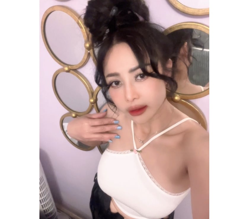 Escorts South Yorkshire Barnsley - Photos for Thai sweet ploy now in Barnsley just weekend 😘😘😘