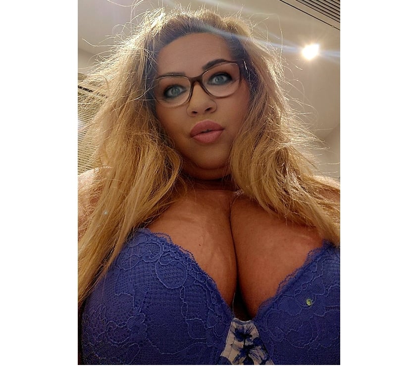 Escorts North London Enfield - Photos for SEXY🔥CURVY BIG BUM🔥BEST SLOPPY OWO❤️👑REAL