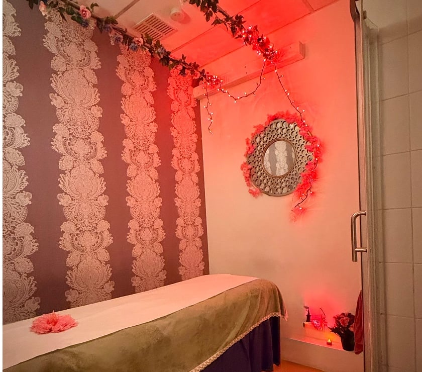 Oriental Professional Relaxation Massage