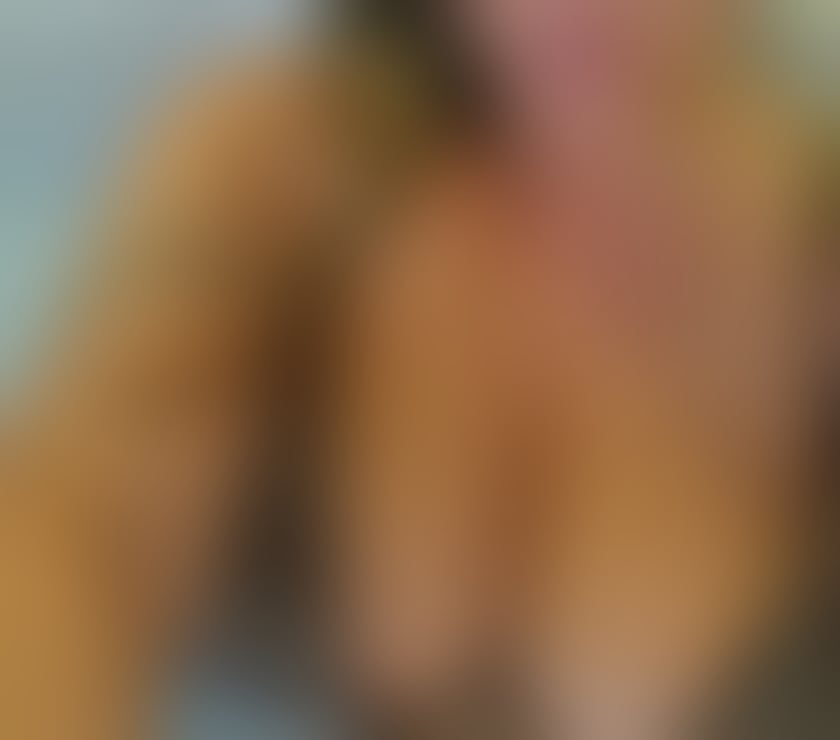 Escorts Castleton Rochdale - Photos for Beautiful brunette
