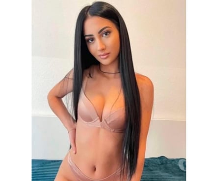  Escorts & Erotic Massage Plymouth City Centre Plymouth - Photos for NEW 🩷IN 🍷TOWN PARTY❤️ GIRL🩷 BEST B&J