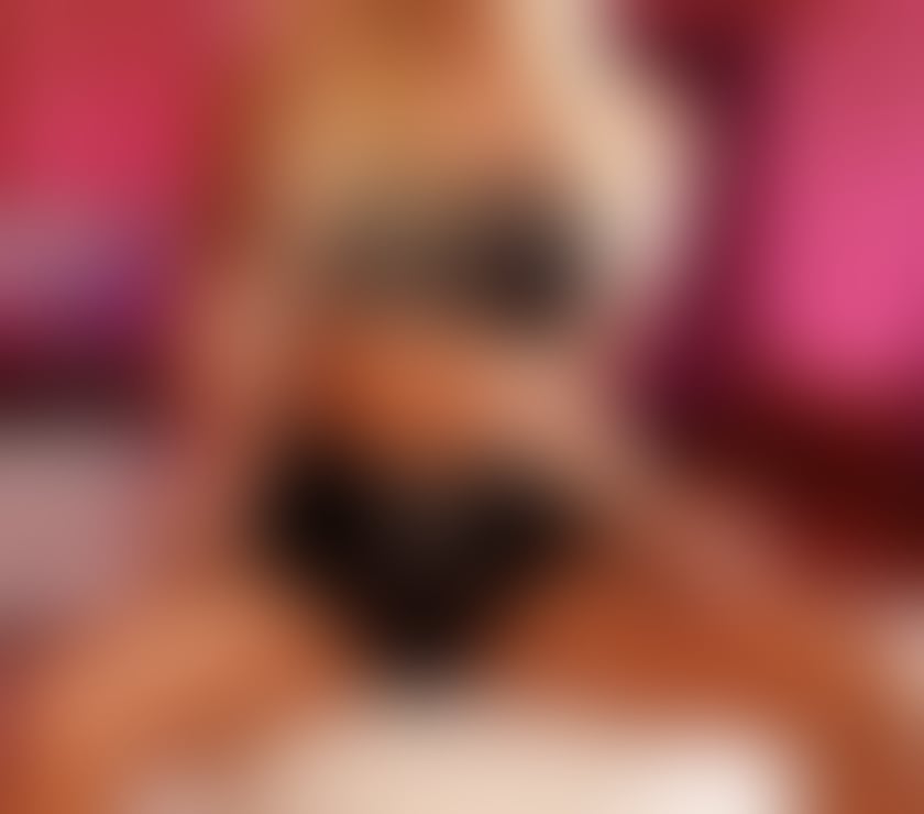 Escorts West Midlands Birmingham - Photos for New in town sexy blonde Latino Jessica party 🔥🥂