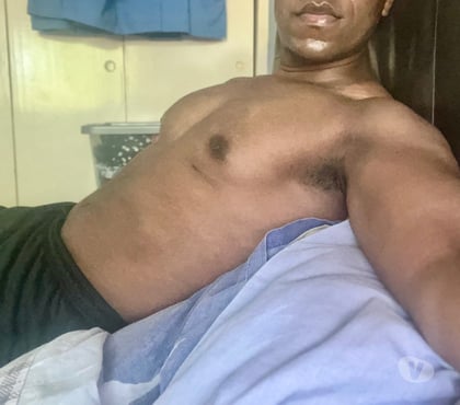 Gay escorts Seven Sisters North London - Photos for Hung Bi Guy SUNDAY Outcall Daytime