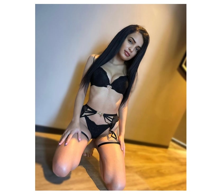 Escorts Ealing Northolt - Ealing - Photos for Hello guys😍😘😘❤️😘😍😍