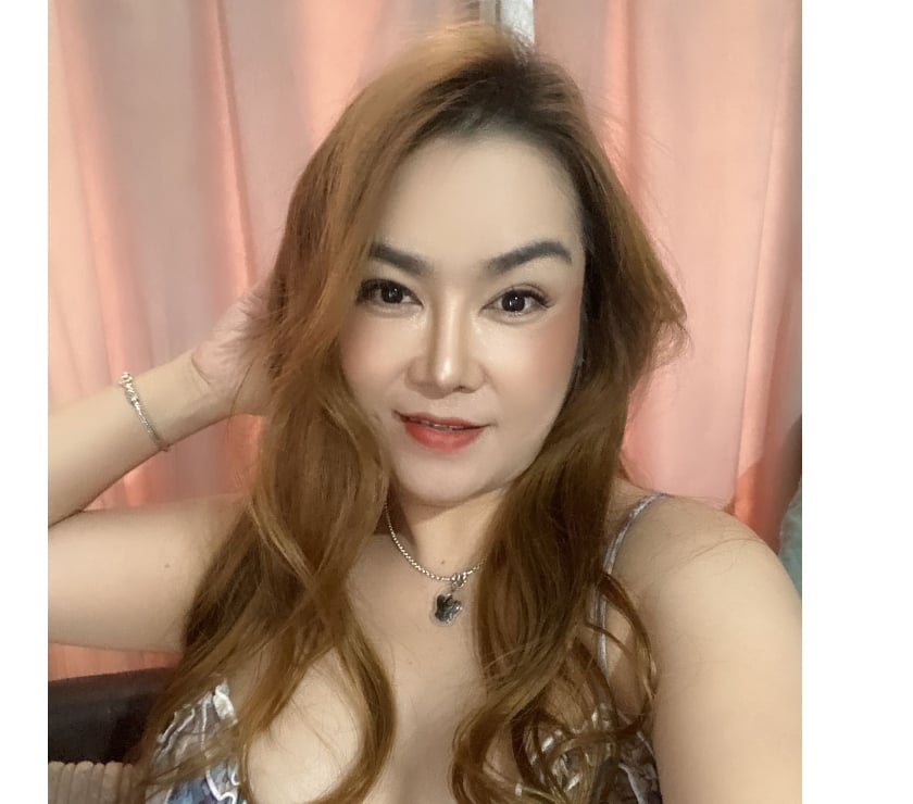 Escorts Warwickshire Warwick - Photos for Emmie Thai Girl - Professional Massage and Body to Body 😘