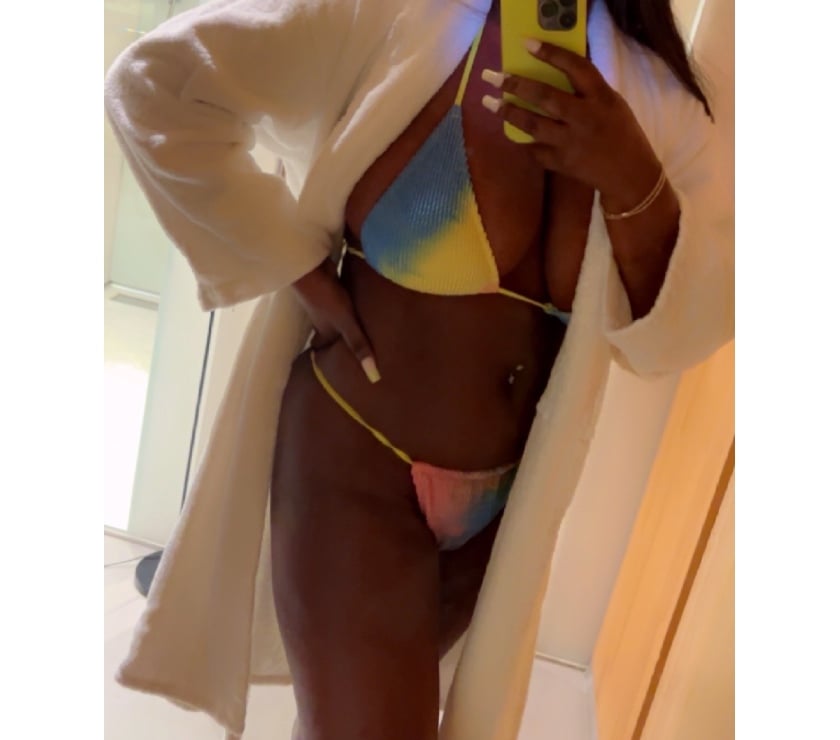 Escorts Hertfordshire Watford - Photos for Your Sexy Black Barbie - Available today In WATFORD !!