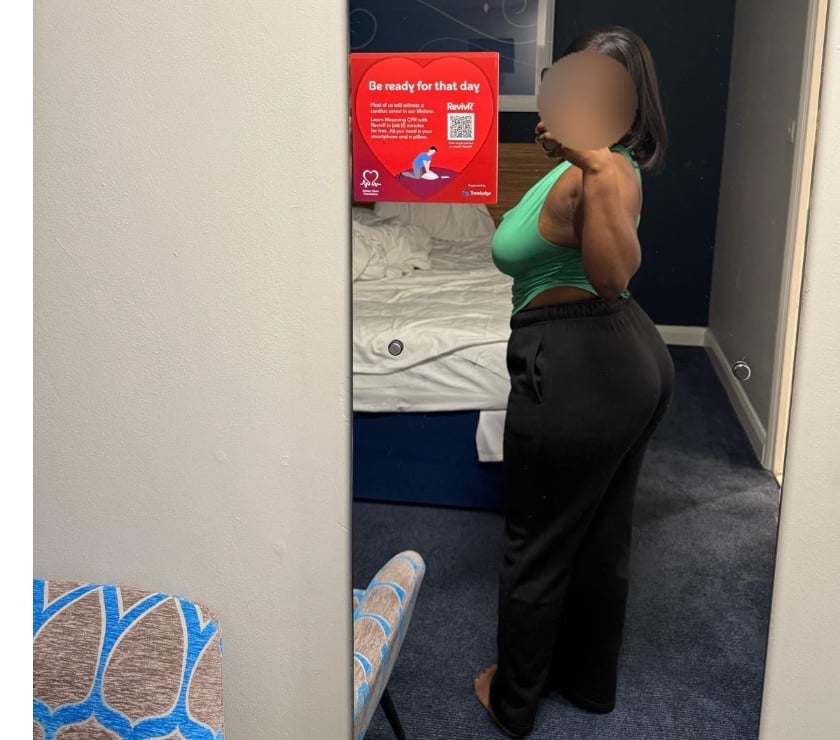 Escorts South East London Lewisham - Photos for Thick Ebony Temptation 🍫✨ Alluring Curves ❤️