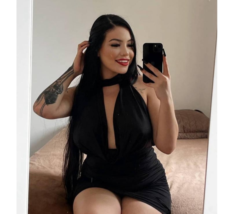 Escorts Redhill Reigate and Banstead - Photos for 🍑NEW MEL IN TOWN🎉🎉 PARTY GIRL🍆