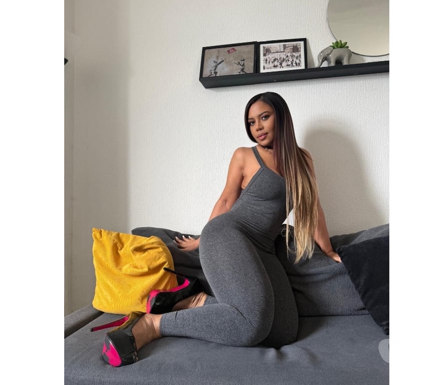 Escorts West Midlands Wolverhampton - Photos for LATINA SEXY GIRL ✅️Real Best Service
