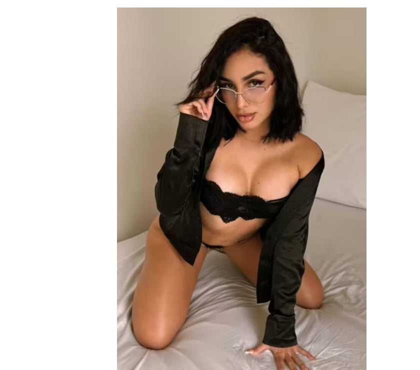 Escorts Croydon Croydon - Photos for Anitta brazilian safada🔥party girl 🍾🥂🥳🥳🥳