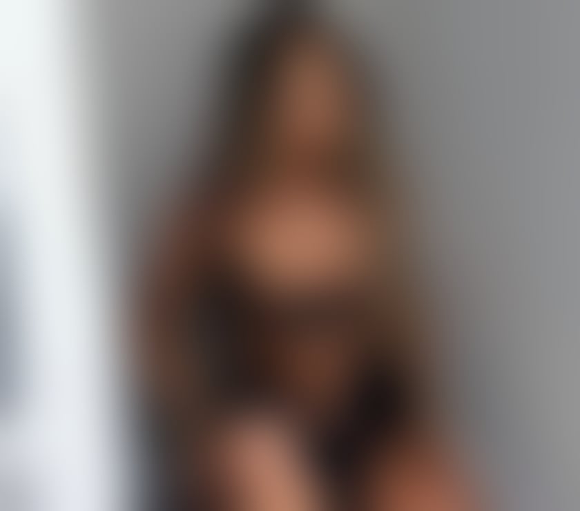 Escorts Kent Maidstone - Photos for 💄 BLONDE GIRL BABE 🎯 SEXY & CHIC 🖤 LATIN BEAUTY