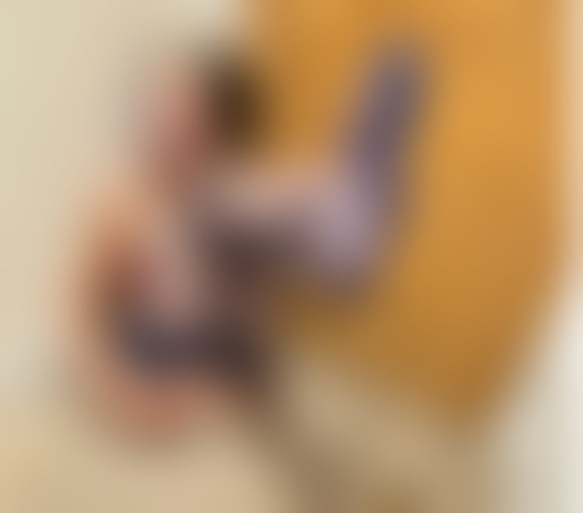 Escorts Devon Exeter - Photos for Relaxing and Revitalising Massage by English Sadie!