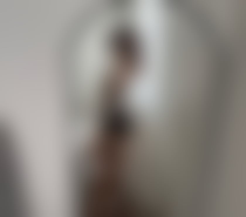 Photos for Hot Girl Want to Massage you🔥🔥🔥