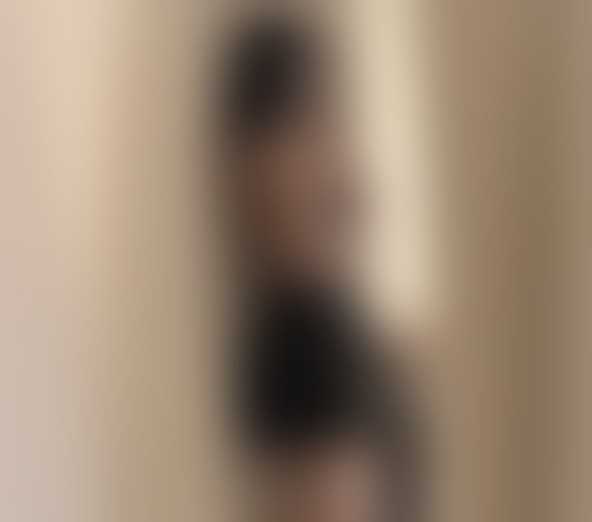 Photos for Hot Girl Want to Massage you🔥🔥🔥