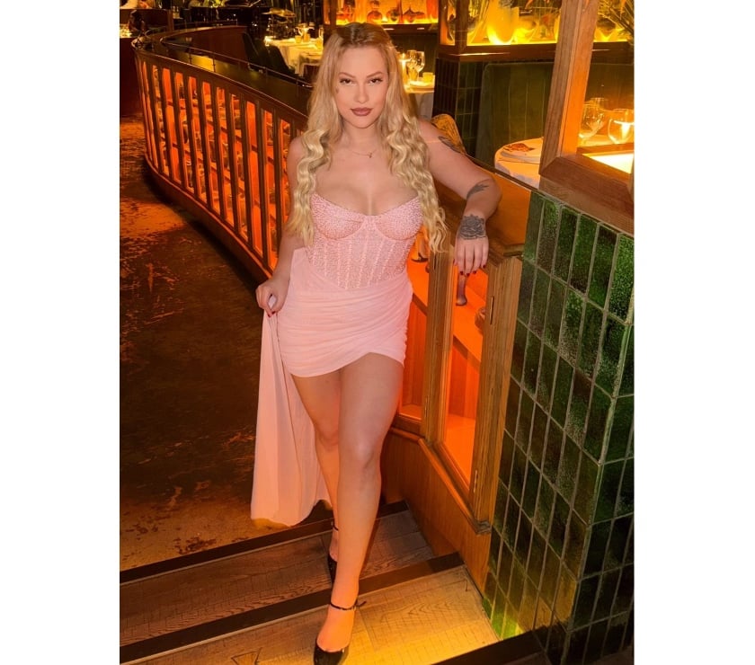 Escort Canning Town East London - Photos for 💯BLONDE and SWEET💋text me 📱