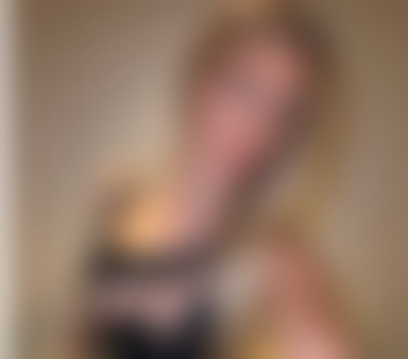 Escort Farnborough Rushmoor - Photos for LAYLA 🤍💜 NEW IN THE TONW 🤍💜 LEVEL - A