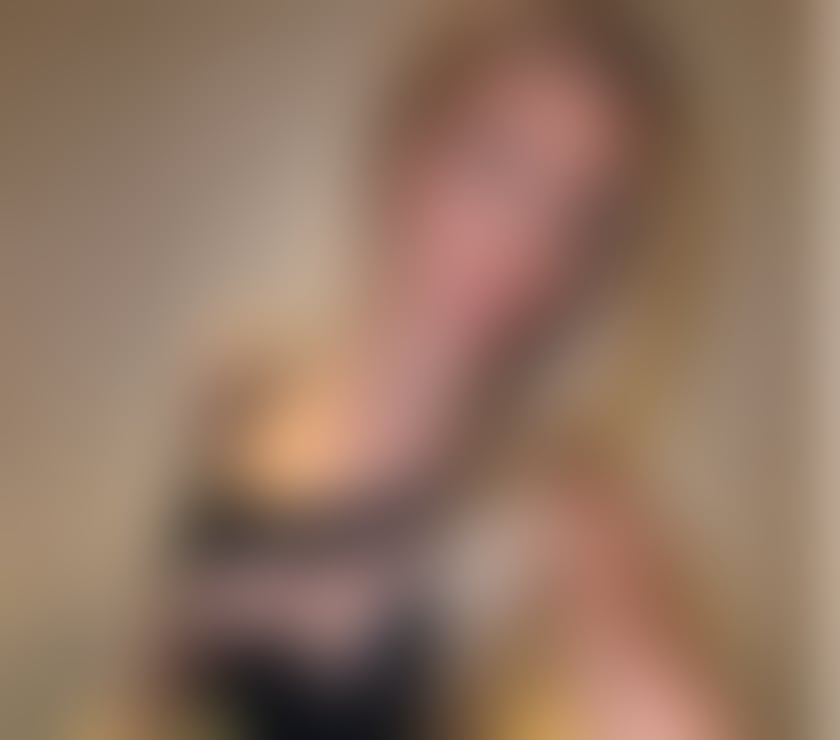 Escort Farnborough Rushmoor - Photos for LAYLA 🤍💜 NEW IN THE TONW 🤍💜 LEVEL - A