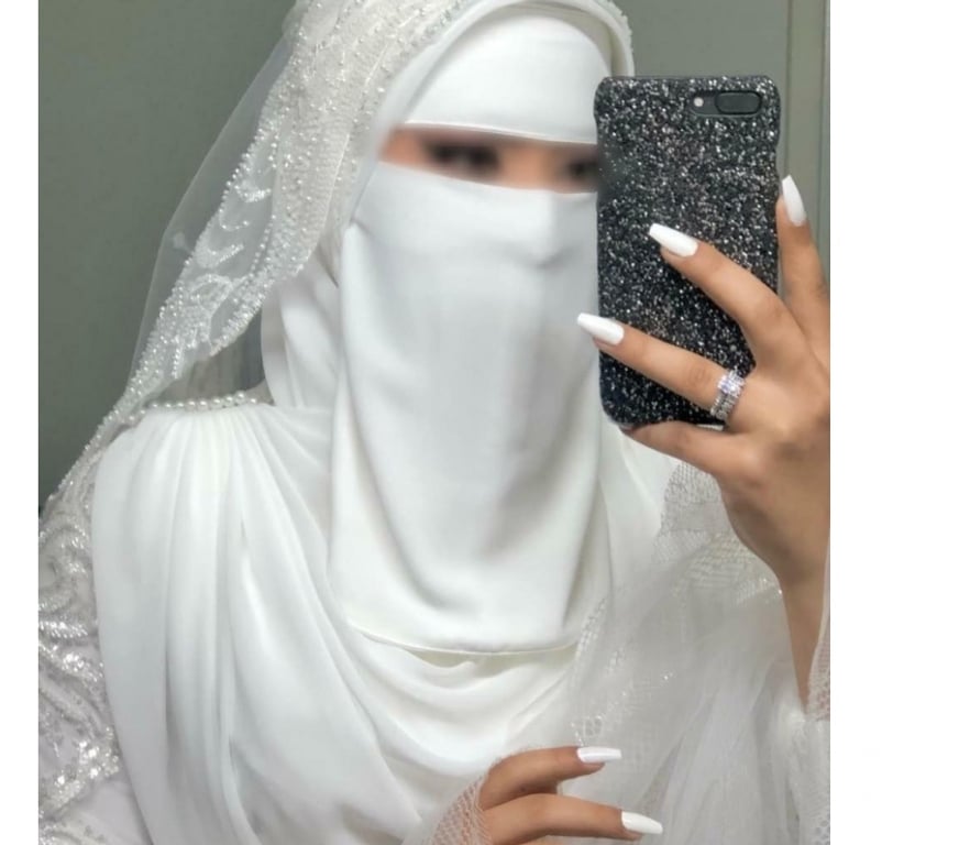 Escorts West Yorkshire Bradford - Photos for British Asian Nikaabi