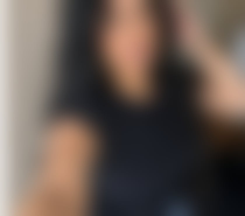 Adult Entertainment Liverpool Street Central London - Photos for Your midget girl ready for you on WhatsApp