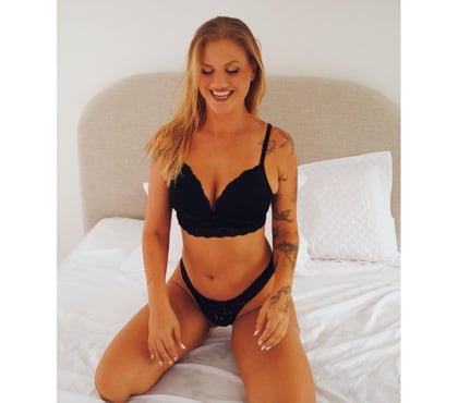 Escorts Holyrood Park Edinburgh - Photos for VIVI PARTY BRAZILIAN GIRL😈🥂🍾 GOOD SERVICE🇧🇷