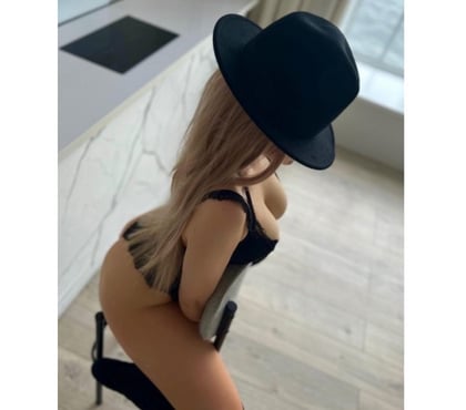 Escorts North Finchley North London - Photos for Joyce Brazilian 🔥🌹 Big tits 🇧🇷