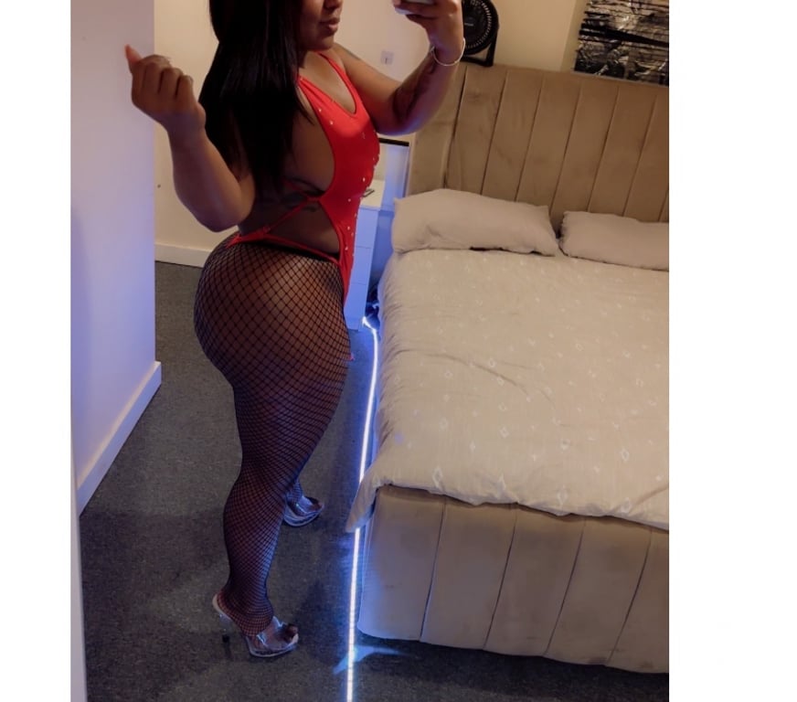 Escorts West Midlands Birmingham - Photos for Dahiana, New Sexy Brunette Party Girl in Your Area 🔥