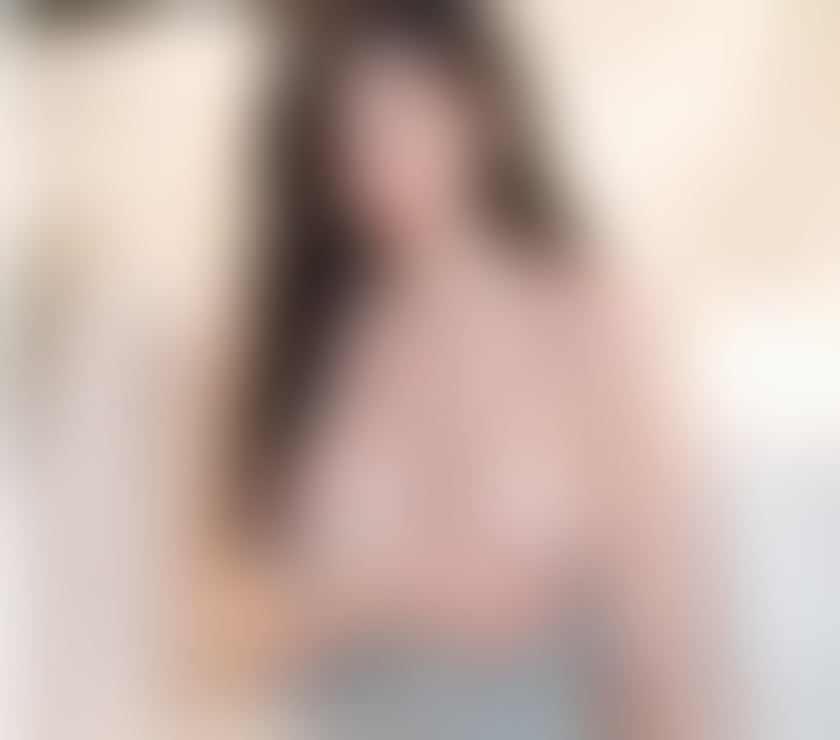  Escorts & Erotic Massage Heathrow Hillingdon - Photos for New Korean Escorts Service in Town 💕Only A Week💕
