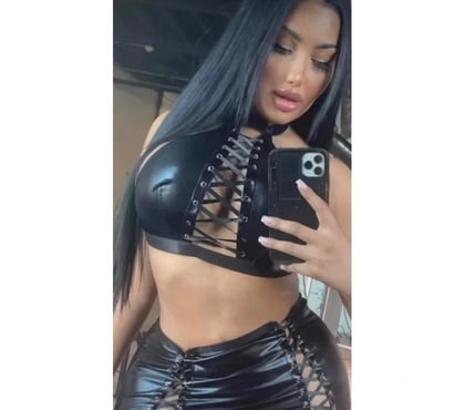 Domination Escorts & Erotic Massage Manchester City Centre Manchester - Photos for CURVY🔥💦DOUBLE SHOW GFE PSE 💦🔥PARTY DOMINATION