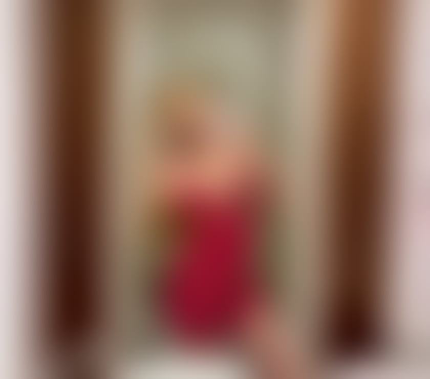  Escorts Canary Wharf East London - Photos for Beatriz party girl ❤️‍🔥🍾💋